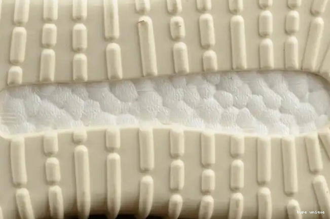 hype x Boost Yeezy Grey 750 adidas Kanye B35309 West 0613
